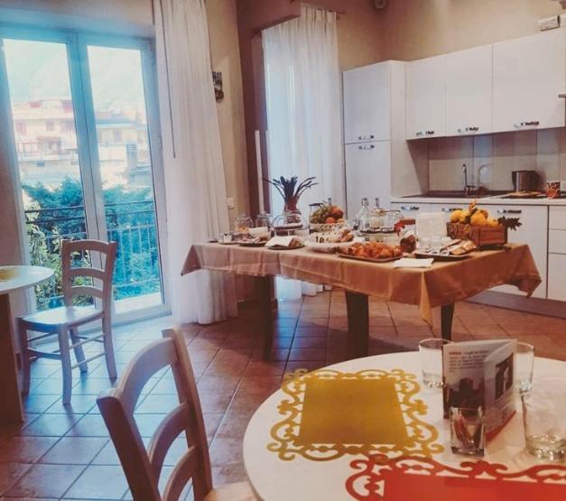 Solofra Serena Rooms מראה חיצוני תמונה