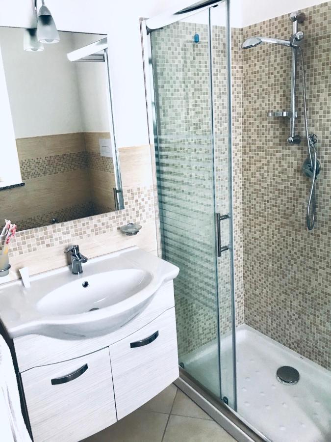 Solofra Serena Rooms מראה חיצוני תמונה