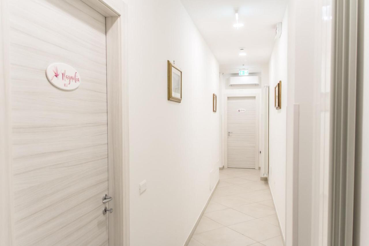 Solofra Serena Rooms מראה חיצוני תמונה
