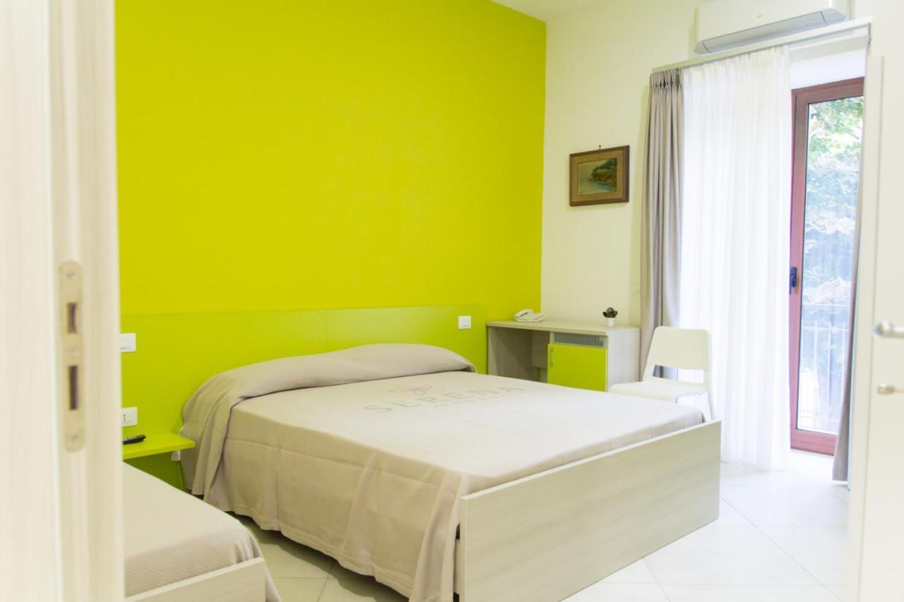 Solofra Serena Rooms מראה חיצוני תמונה