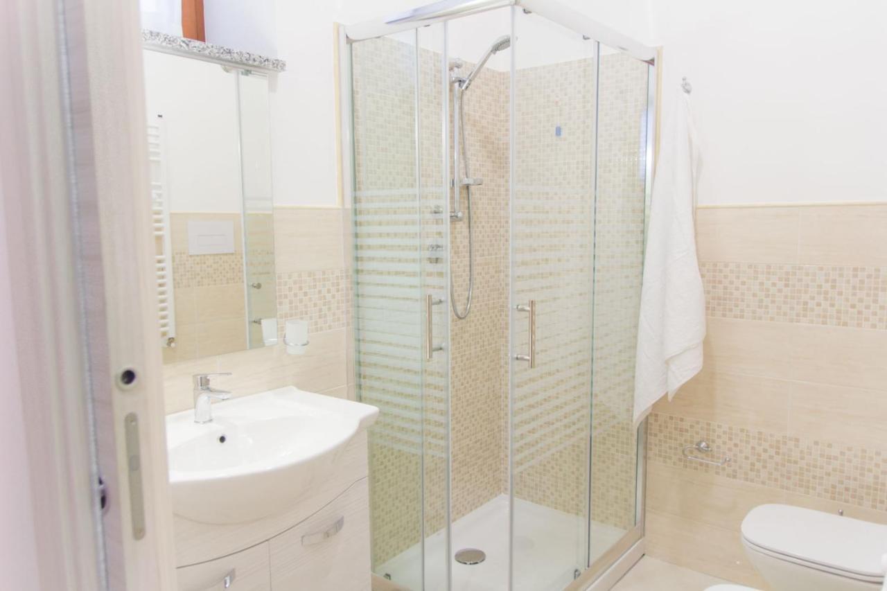 Solofra Serena Rooms מראה חיצוני תמונה